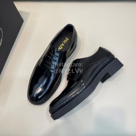 Prada Cowhide Lace Up Casual Business Shoes For Men Black