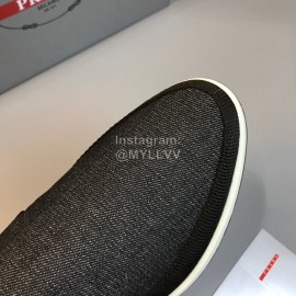 Prada Cowhide Casual Loafers For Men Black