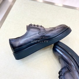 Prada Carved Cowhide Lace Up Casual Shoes For Men Gray