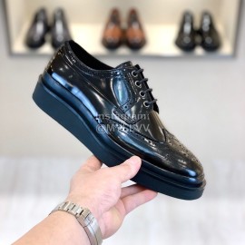 Prada Carved Cowhide Lace Up Casual Shoes For Men Black