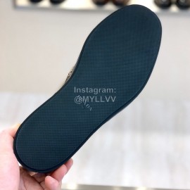 Prada Carved Cowhide Lace Up Casual Shoes For Men Black