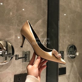 Roger Vivier Fine Rhinestone Sheepskin Flat Heels For Women Gold