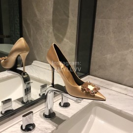 Roger Vivier Fine Rhinestone Sheepskin Flat Heels For Women Gold