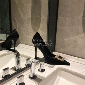 Roger Vivier Fine Rhinestone Black Sheepskin Flat Heels For Women