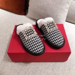 Roger Vivier Winter Soft Plaid Plush Slippers For Women