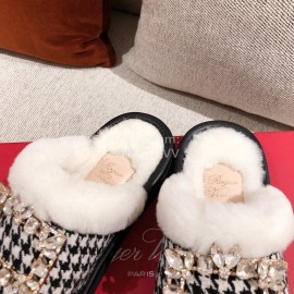 Roger Vivier Winter Soft Plaid Plush Slippers For Women