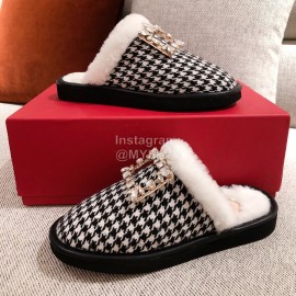 Roger Vivier Winter Soft Plaid Plush Slippers For Women