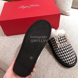 Roger Vivier Winter Soft Plaid Plush Slippers For Women