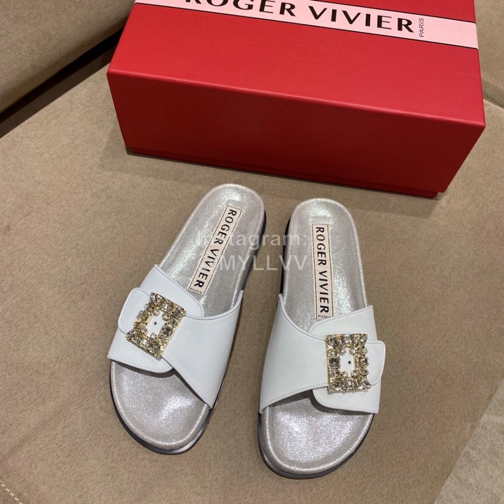 Roger Vivier Fashion Spring Summer Diamond Buttons Button Slippers White