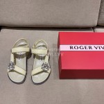 Roger Vivier Fashion Spring Summer Diamond Buttons Button Sandals Beige