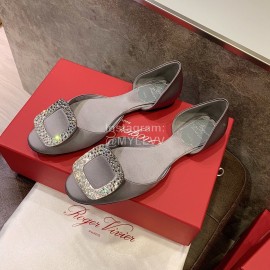 Roger Vivier Fashion Diamond Button Silk Flat Heel Shoes For Women Gray