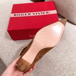 Roger Vivier Fashion Square Button Velvet Pointed Short Boots For Women Brown