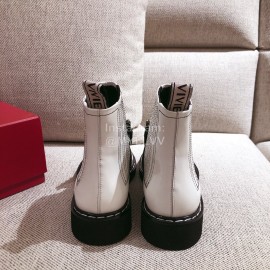 Roger Vivier Fashion Leather Square Button High Heel Boots White