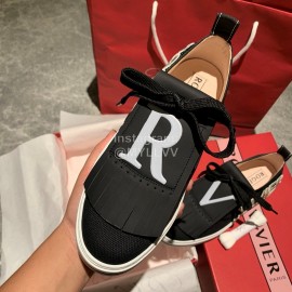 Roger Vivier New Tassel Casual Shoes For Women Black