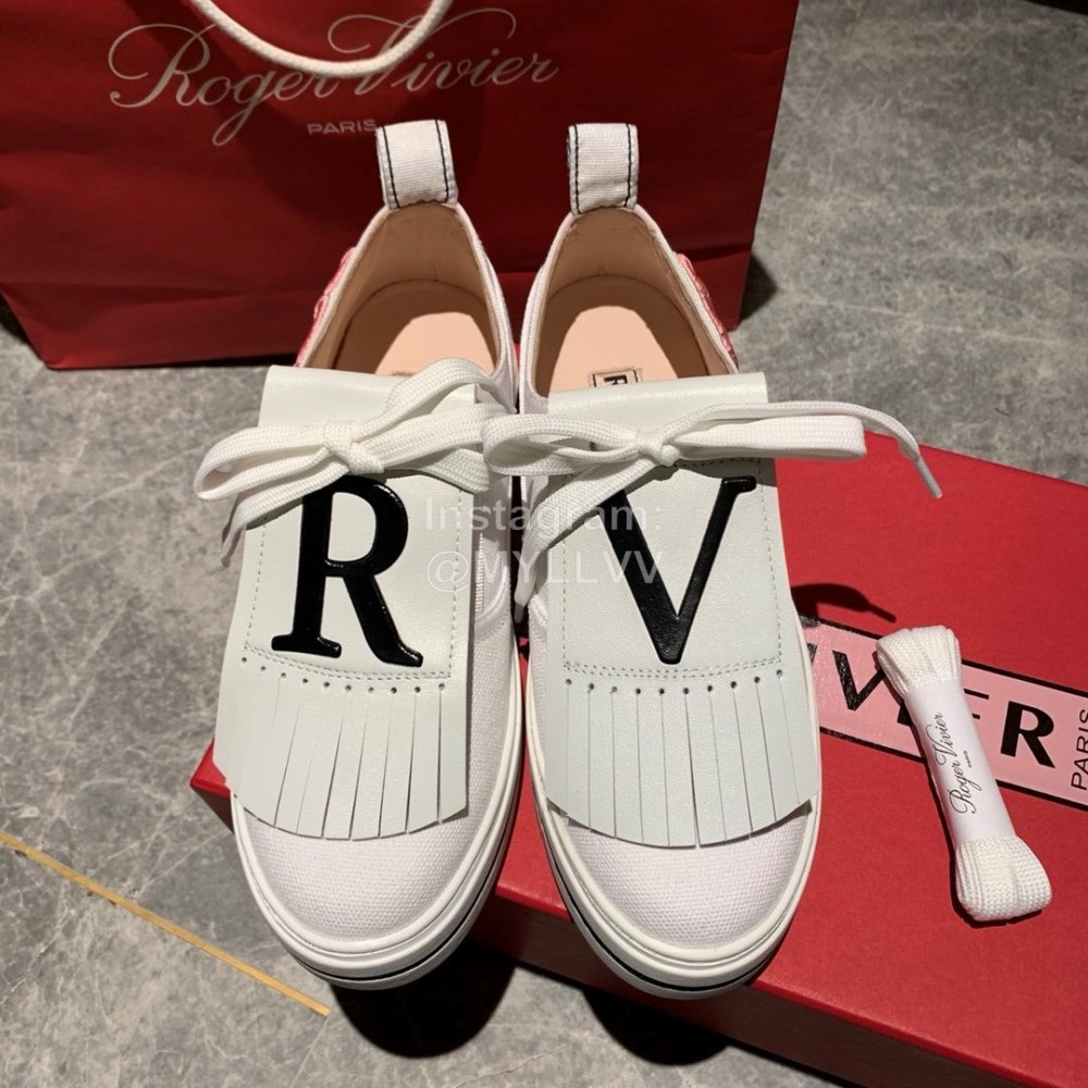 Roger Vivier New Tassel Casual Shoes For Women White
