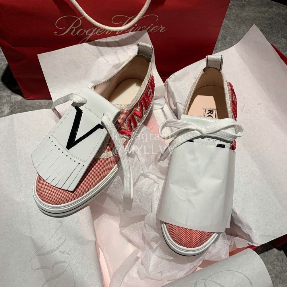 Roger Vivier New Tassel Casual Shoes For Women Pink