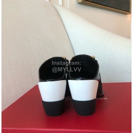 Roger Vivier Autumn Winter New Classic High Heeled Short Boots For Women Black