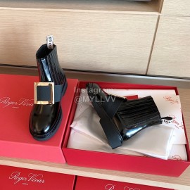 Roger Vivier Fashion Square Gold Buckle Cowhide Short Boots For Women