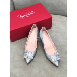 Roger Vivier Spring Summer Crystal Buckle Sheepskin Pointed High Heels Blue