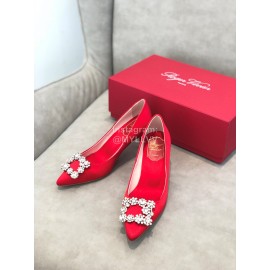 Roger Vivier Spring Summer Crystal Buckle Sheepskin Pointed High Heels Red