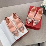 Roger Vivier Fashion Silk Classic Flower Buckle Pointed Shoes For Women Pink