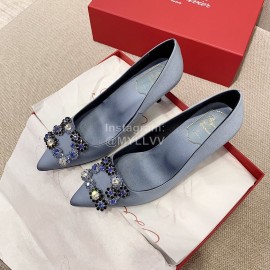 Roger Vivier Fashion Silk Classic Flower Buckle Pointed Shoes For Women Blue