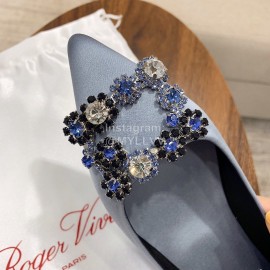 Roger Vivier Fashion Silk Classic Flower Buckle Pointed Shoes For Women Blue