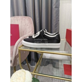 Roger Vivier New Thick Soled Black Casual Shoes For Women