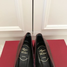 Roger Vivier New Patent Leather Square High Heels For Women Wine Red