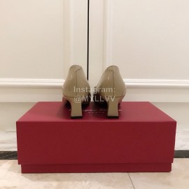 Roger Vivier Fashion Patent Leather Square High Heels For Women Gray