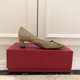 Roger Vivier Fashion Patent Leather Square High Heels For Women Gray