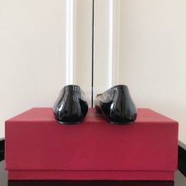 Roger Vivier Fashion Patent Leather Square Flat Heels For Women Black