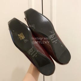 Roger Vivier Fashion Patent Leather Square Flat Heels For Women Wine Red
