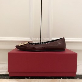 Roger Vivier Fashion Patent Leather Square Flat Heels For Women Wine Red