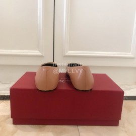 Roger Vivier New Patent Leather Square Flat Heels For Women