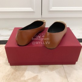 Roger Vivier Fashion Patent Leather Square Flat Heels For Women Brown