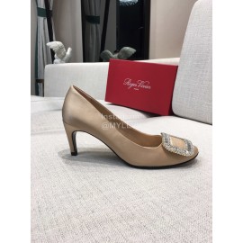 Roger Vivier New Fall Silk Square Diamond Buckle High Heels Apricot