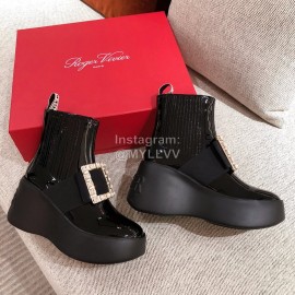 Roger Vivier Fall Winter Black Patent Leather Thick Soled Boots