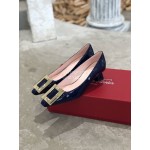 Roger Vivier Fashion Patent Leather Gold Square Buckle High Heels Blue