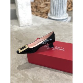 Roger Vivier Fashion Patent Leather Gold Square Buckle High Heels Black