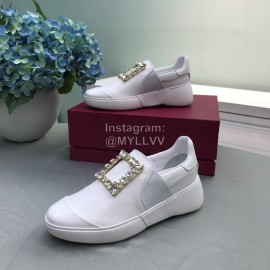 Roger Vivier Spring Summer Diamond Square Buckle Leather Casual Shoes White