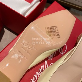 Roger Vivier Patent Leather Thick High Heeled Slippers For Women Beige
