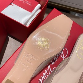 Roger Vivier New Patent Leather Thick High Heeled Slippers For Women Apricot