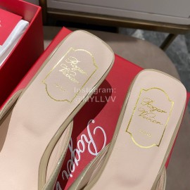 Roger Vivier Patent Leather Thick High Heeled Slippers For Women Gray