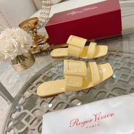 Roger Vivier Fashion Patent Leather Slippers For Women Yellow