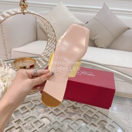 Roger Vivier Fashion Patent Leather Slippers For Women Yellow