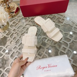 Roger Vivier Fashion Patent Leather Slippers For Women White