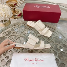 Roger Vivier Fashion Patent Leather Slippers For Women White