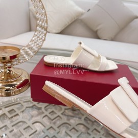 Roger Vivier Fashion Patent Leather Slippers For Women White