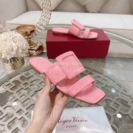 Roger Vivier Fashion Patent Leather Slippers For Women Pink